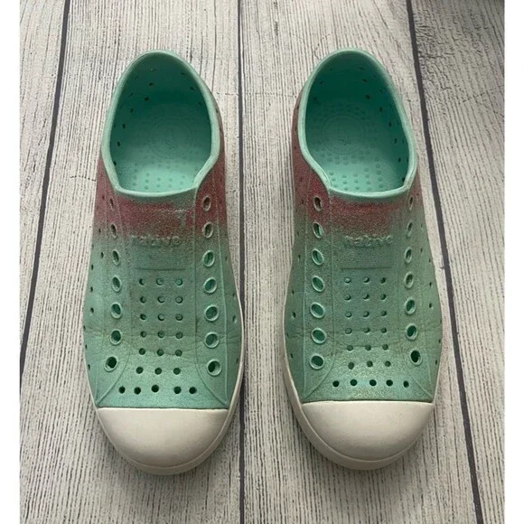 Blue & Pink Glitter Native Natives Jefferson Girl Shoes, Size Youth 13 - Picture 2 of 7